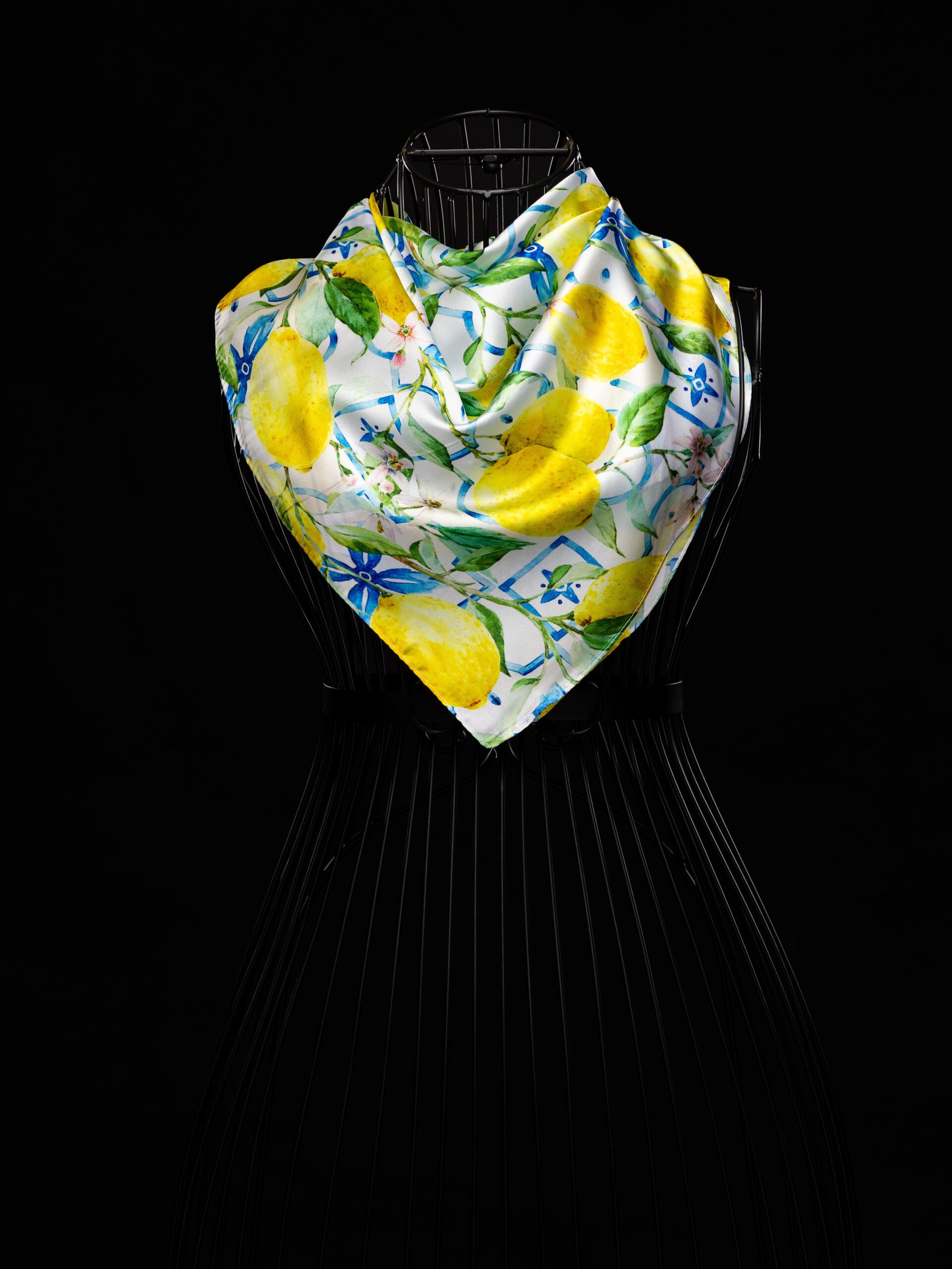 ZUZ_0932 Esarfa Patrata Isolde - imagine 1